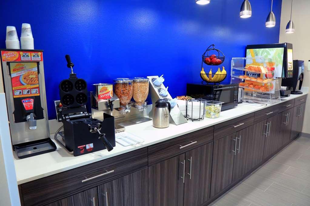 Americas Best Value Inn & Suites-Prairieville Exteriör bild